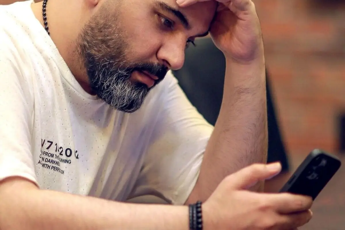 ماشین لوکس و هوشمند احسان علیخانی؛ رازهای جذاب خودرو و زندگی مجری محبوب جوکر 2