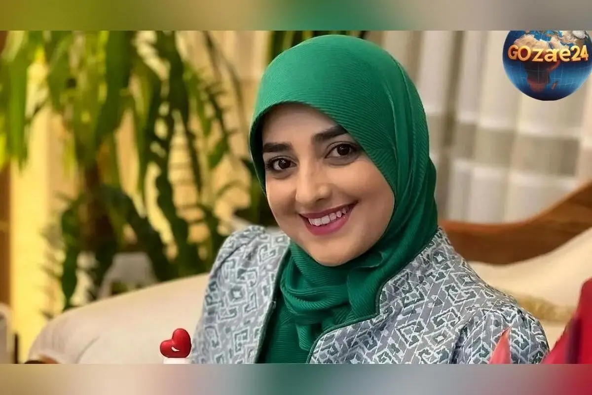 عکس جدید ستاره سادات قطبی با مانتوی کوتاه و استایل متفاوت؛ تغییر ظاهری مجری محجبه صداوسیما