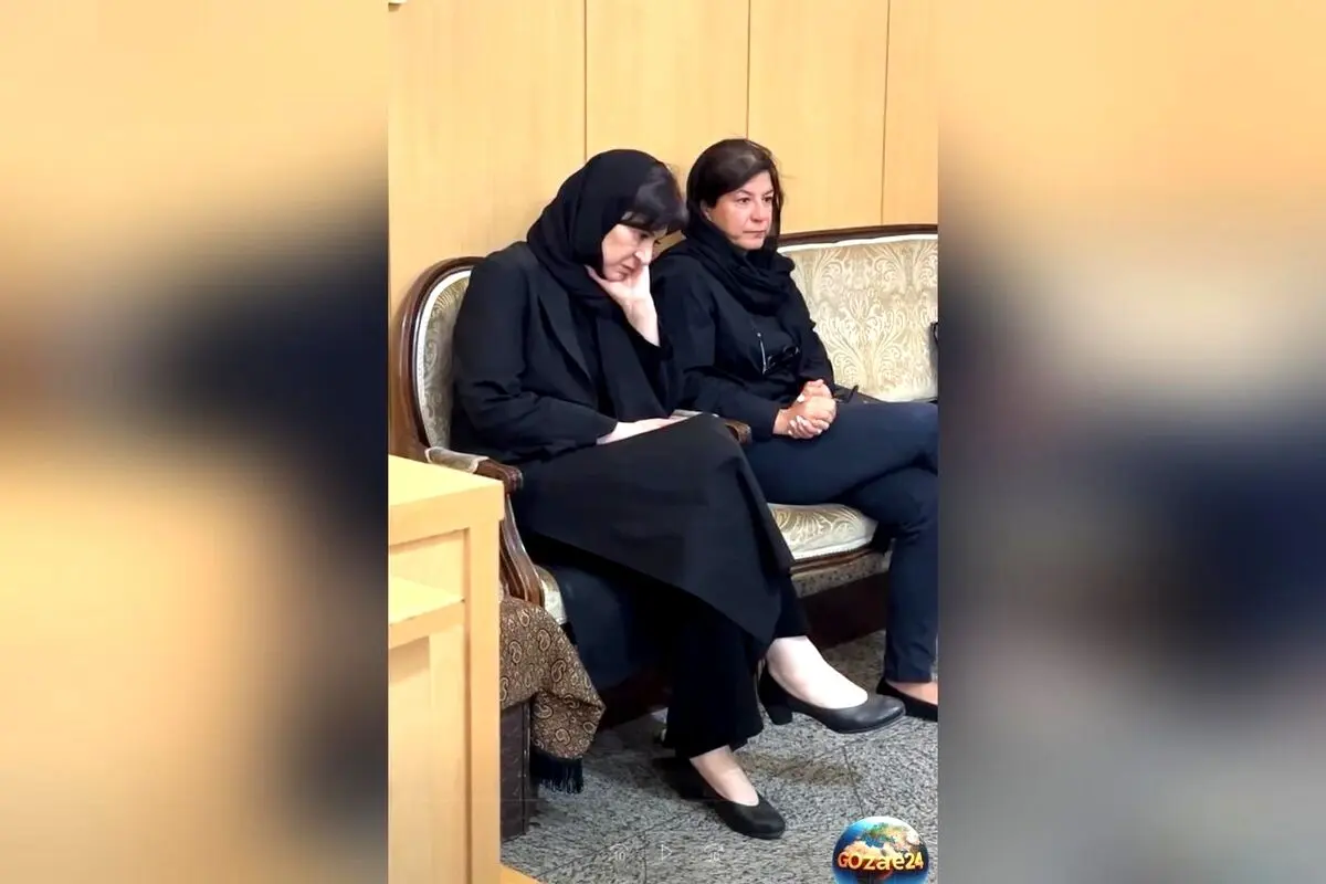 مراسم ختم مادر ریما رامین‌فر با چیدمان لوکس و باشکوه در مسجد الزهرا شهرک غرب + تصاویر میز عزاداری و حضور هنرمندان مشهور