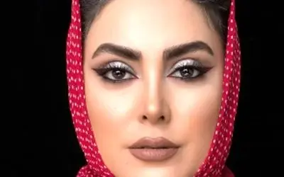 استایل بی‌نظیر نیلوفر شهیدی در کنار دریا برای تبریک تولد دختر ناشناس + عکس