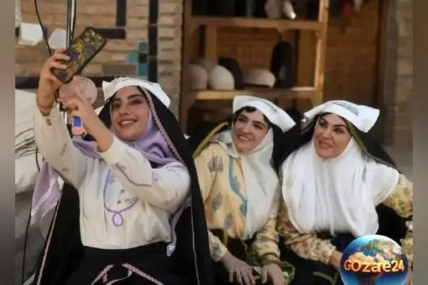 تلاش بی‌وقفه نرگس آبیار و تیم «بامداد خمار» در پشت صحنه لوکیشن عمارت بصیرالملک و دکان نجاری رحیم + فیلم و جزئیات ساخت سریال