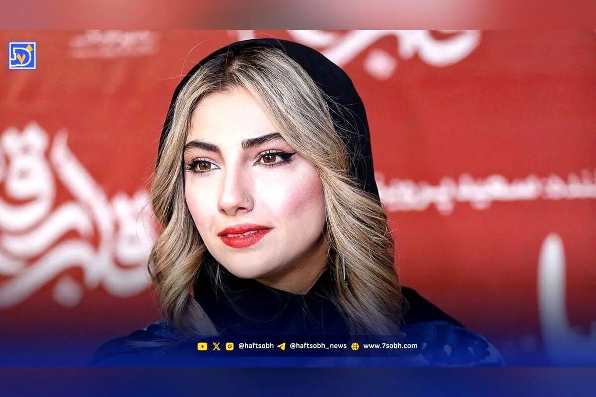 استایل خلاقانه محیا دهقانی در اکران فیلم سینما متروپل؛ ترکیبی هوشمندانه از رنگ‌های کلاسیک و ترند