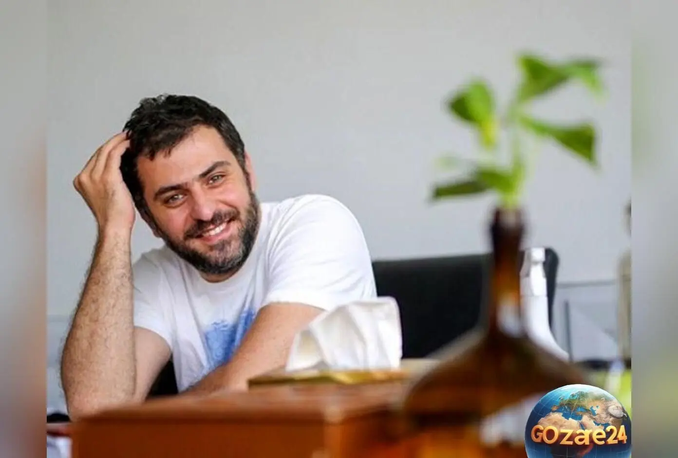 علی ضیا در مقابل تنهایی و عصبانیت؛ عکس جدید و روایت تلخ از احساسات یک مجری محبوب