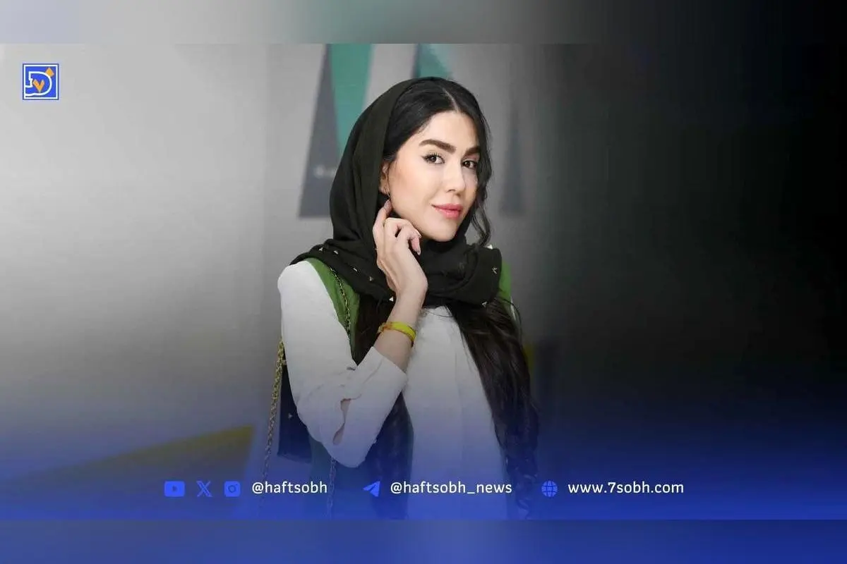 عکس جذاب آزاده زارعی در کنار برج ساعت بیگ‌بن لندن در روز ولنتاین