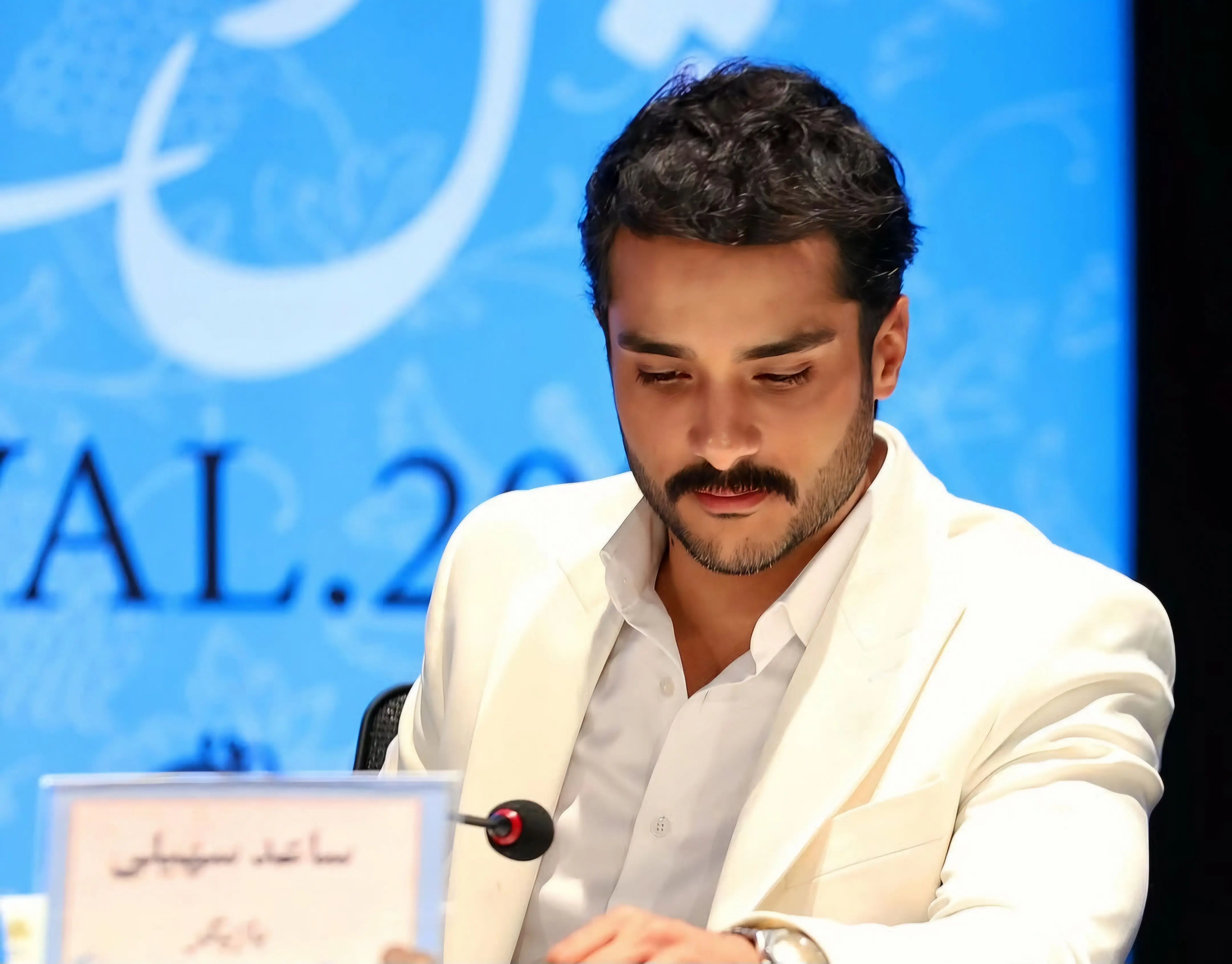 پست کنایه‌آمیز ساعد سهیلی پس از اعلام نامزدهای جشنواره فجر | «تیغی که منو نکشه، تیزترم می‌کنه»