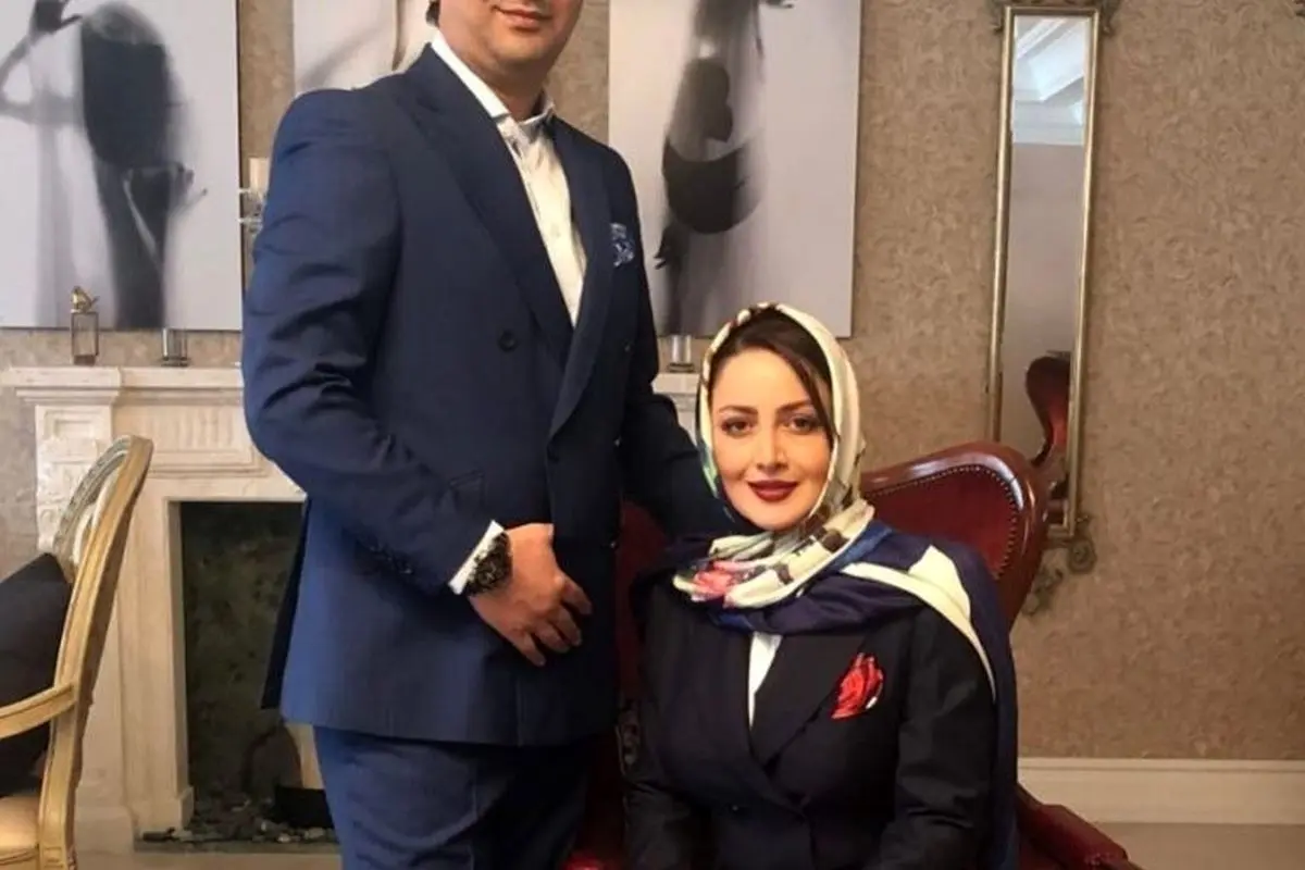 کارت عروسی شیلا خداداد و همسر پزشکش با متن احساسی و ساده؛ داستان عشق و مهر در کنار خانواده