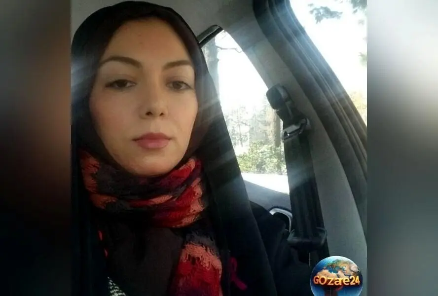 آزاده نامداری مجری پرانرژی ایرانی با ماشین 206 معمولی در کنار تصویر دیدنی و یادبودی گرامی