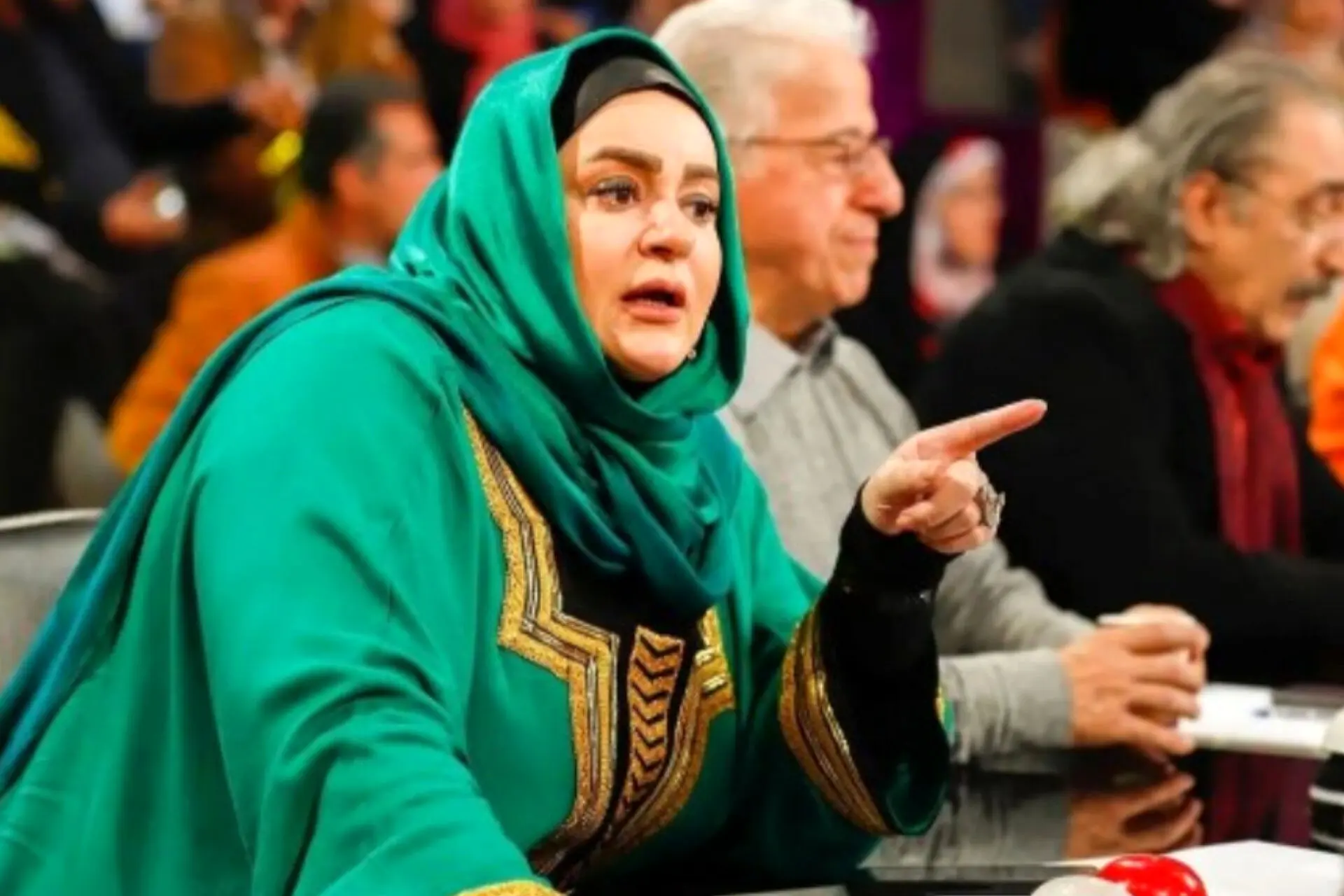 خاطره خنده‌دار نعیمه نظام‌دوست از دوران مدرسه؛ چگونه معلمش را از کلاس  بیرون انداخت؟!
