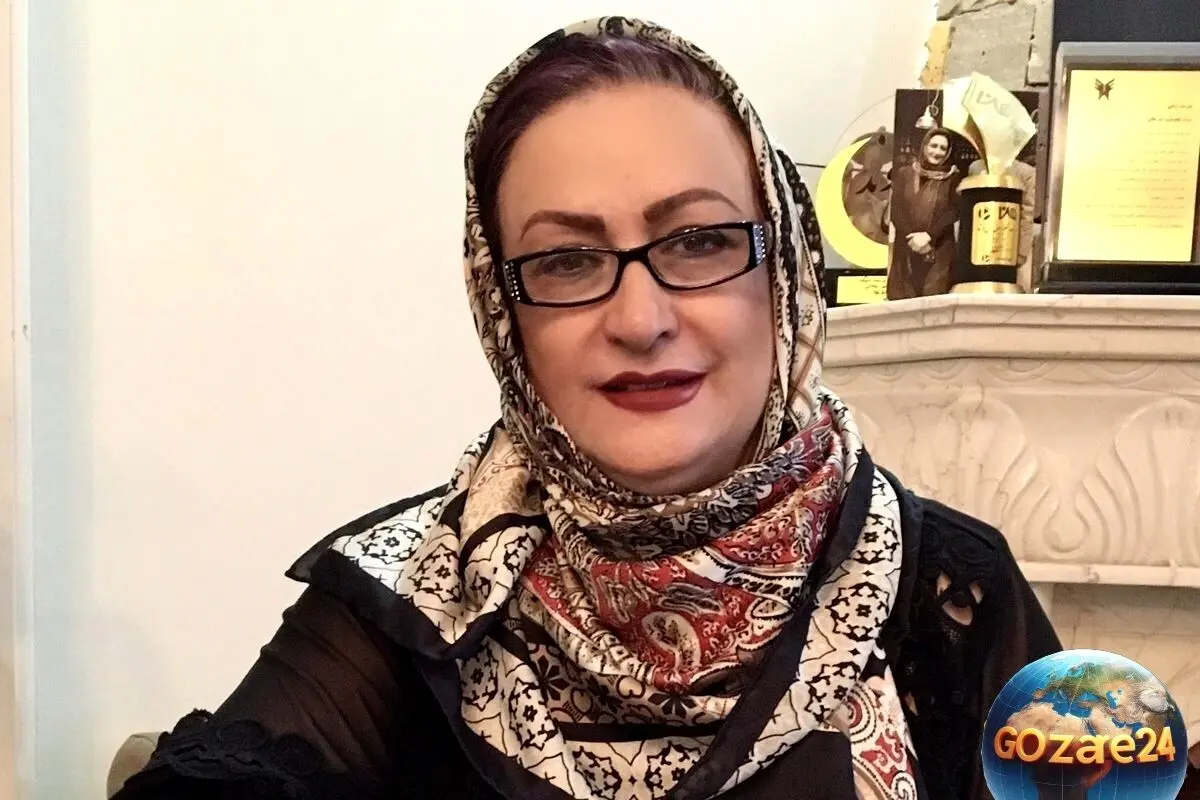 خانه سنتی و شیک مریم امیرجلالی با دکور ایرانی قدیمی و لباس‌های رنگارنگ، یادآور خانه مادربزرگ