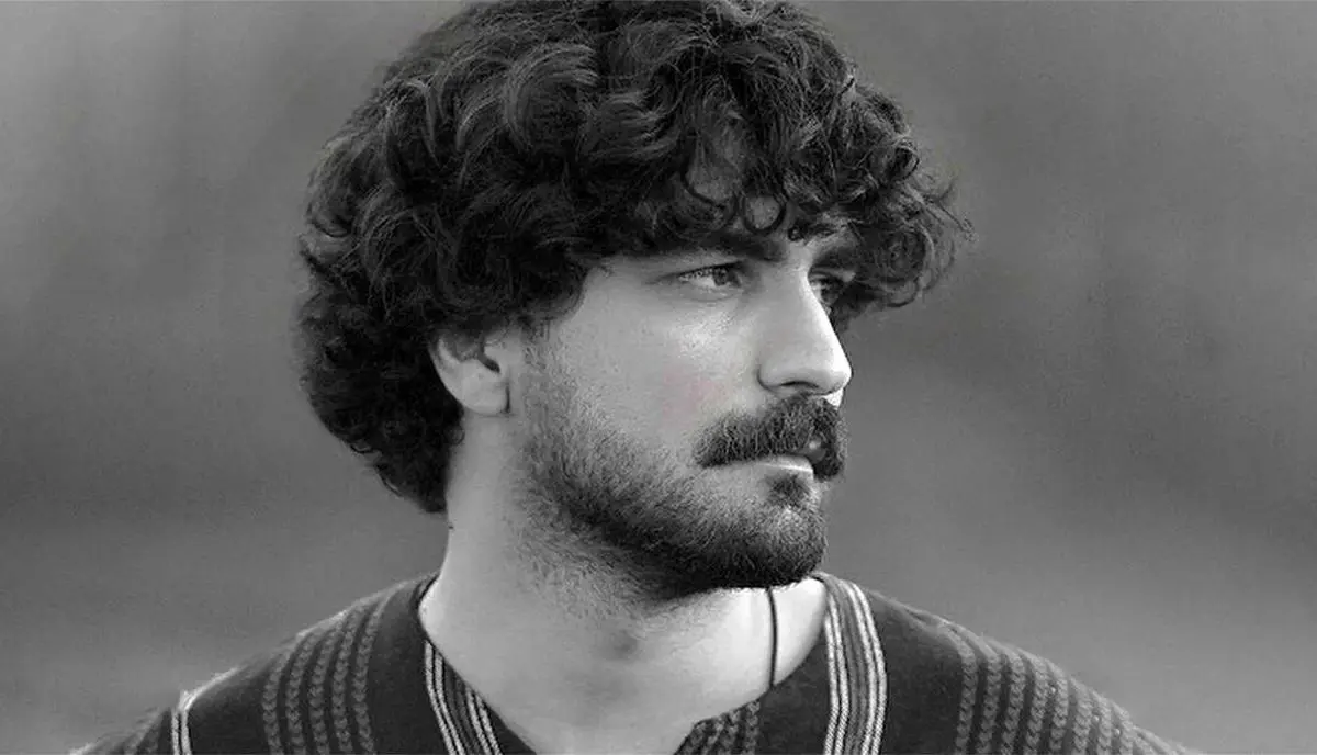 بیوگرافی عرفان طهماسبی، خواننده متفاوتی که با عصر جدید شکوفا شد