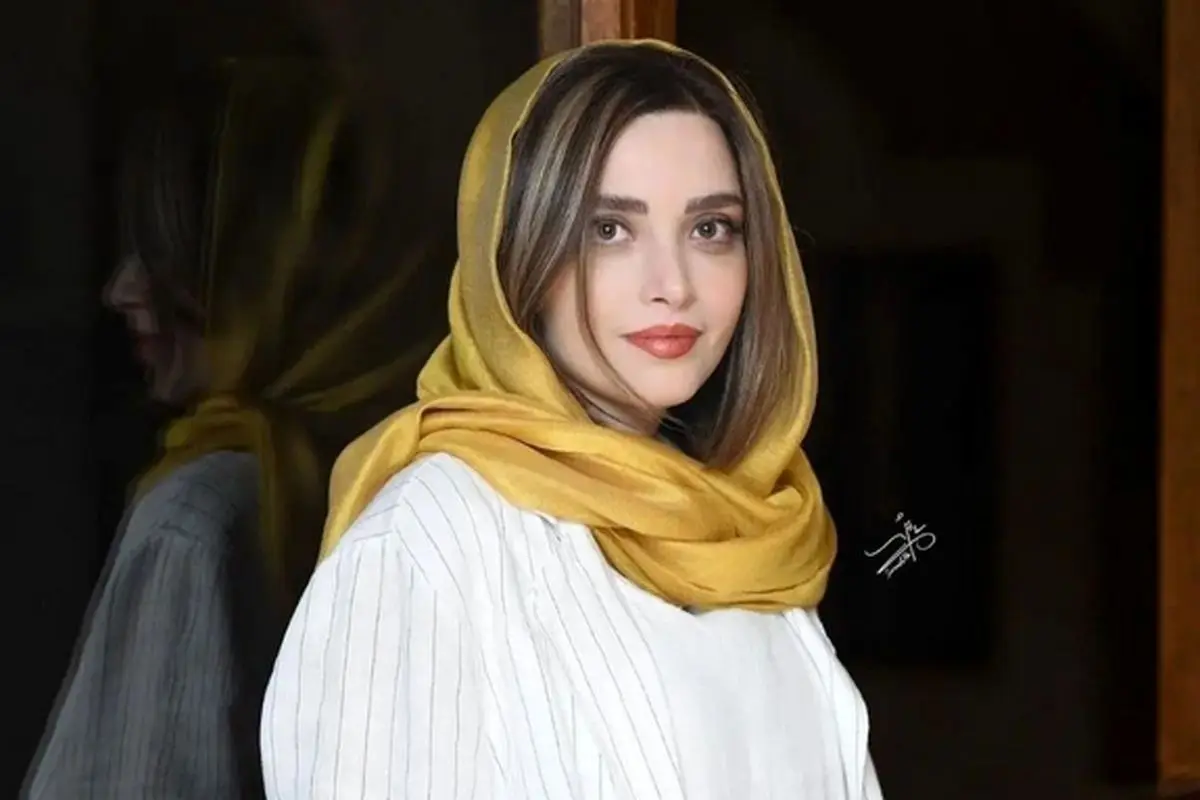 تصویر جدید از گریم متفاوت بهنوش طباطبایی در پشت صحنه سریال «سووشون» را ببینید