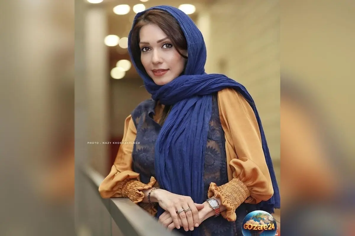 شهرزاد کمال زاده در ساحل با دامن و دمپایی: لحظه‌ای آرامش و طبیعت‌گردی در کنار دریا