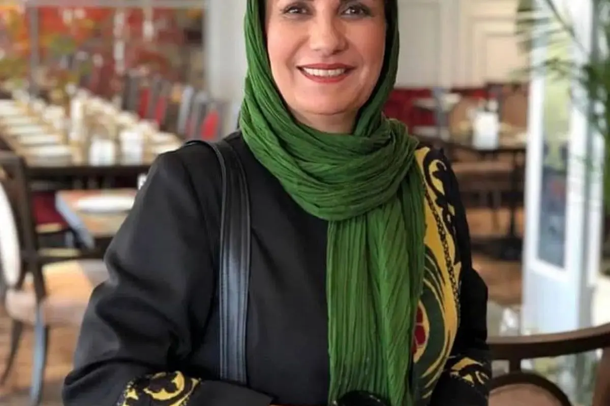 فریبا کوثری، بازیگر سریال مختار، در کنار عروس خانواده با شباهتهای خواهرانه/ عکس تولد زنبرادر