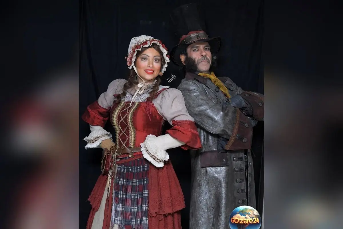 تصاویر پشت‌صحنه نمایش «الیور توئیست» با استایل‌های متفاوت بازیگران مطرح؛ بهنوش طباطبایی و سیامک انصاری در فضای مجازی محبوب شدند