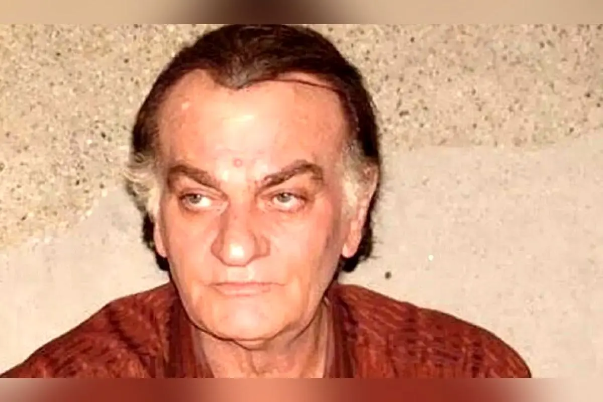 تصویر نادر از فتحعلی اویسی در فیلم «داماد خجالتی» سال 1389 کنار دخترش کتایون اویسی