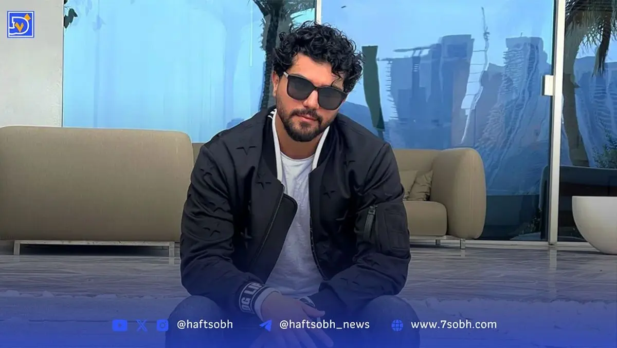 عکس خانوادگی سینا مهراد با مادر و سعید سهیلی در صفحه شخصی‌اش