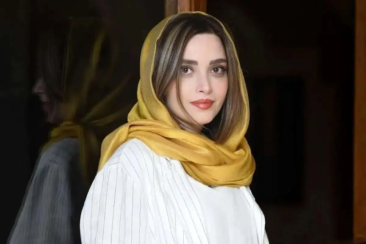 تصویر کودکی بهنوش طباطبایی در جشن خانوادگی | سفر در زمان به دوران کودکی این بازیگر محبوب