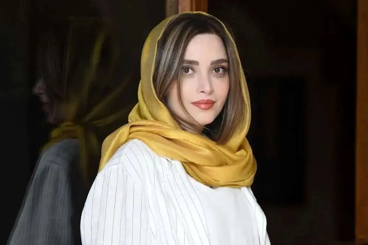 تصویر کودکی بهنوش طباطبایی در جشن خانوادگی | سفر در زمان به دوران کودکی این بازیگر محبوب