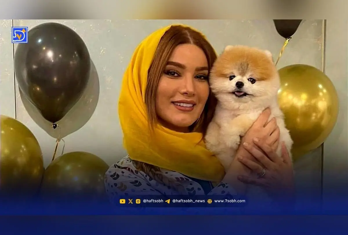 عکس نادر و قدیمی متین ستوده در کنار سارا زیر آسمان شهر با استایل مدرسه‌ای و ظاهر متفاوت