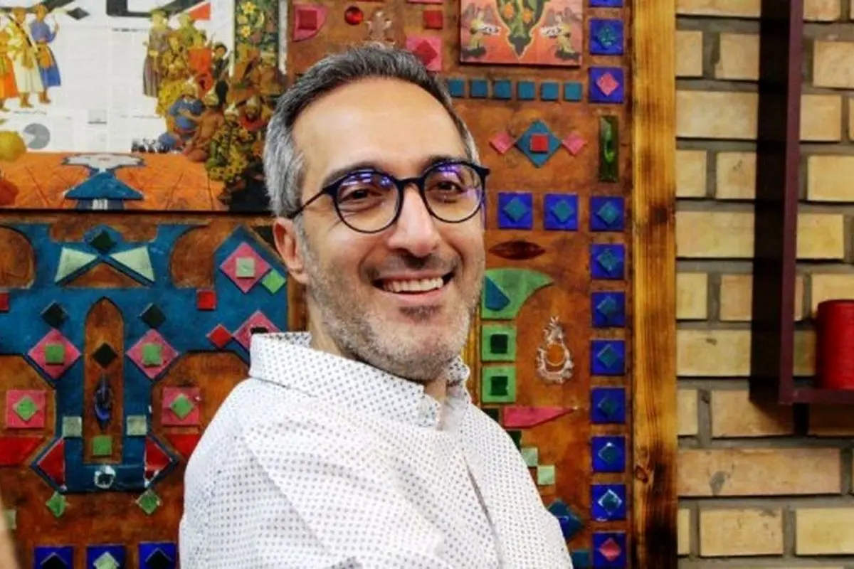 بیوگرافی امیرمهدی ژوله؛ زندگی شخصی، حرفه‌ای و موفقیت‌های کمدی و هنرهای نمایشی ایرانی