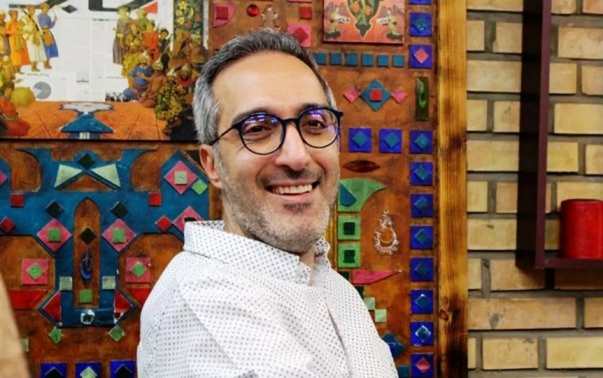 بیوگرافی امیرمهدی ژوله؛ زندگی شخصی، حرفه‌ای و موفقیت‌های کمدی و هنرهای نمایشی ایرانی