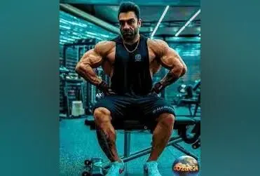 فیگورهای جهنمی وحید بادپی در رقابت با هادی چوپان + ویدیوی تمرینی و الهام‌بخش