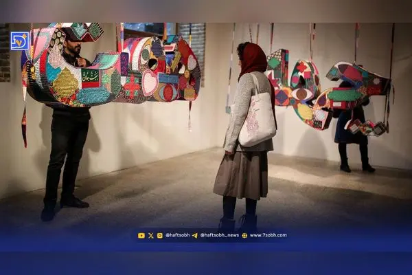 گالری‌گردی طبقاتی در ایران: فاصله روزافزون میان هنرهای معاصر و زندگی عمومی