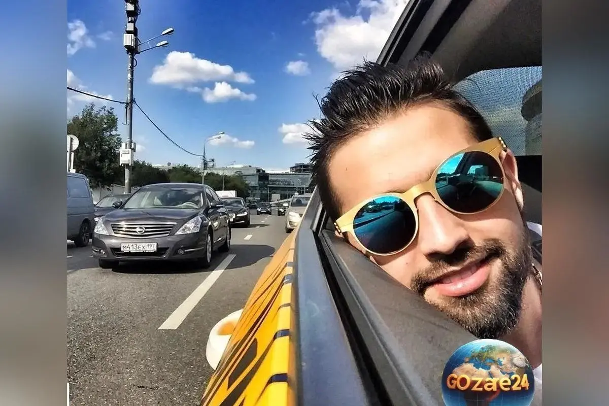 عکس عجیب و ترسناک محسن افشانی با اسلحه و خودرو لوکس | واقعیت یا شوخی؟