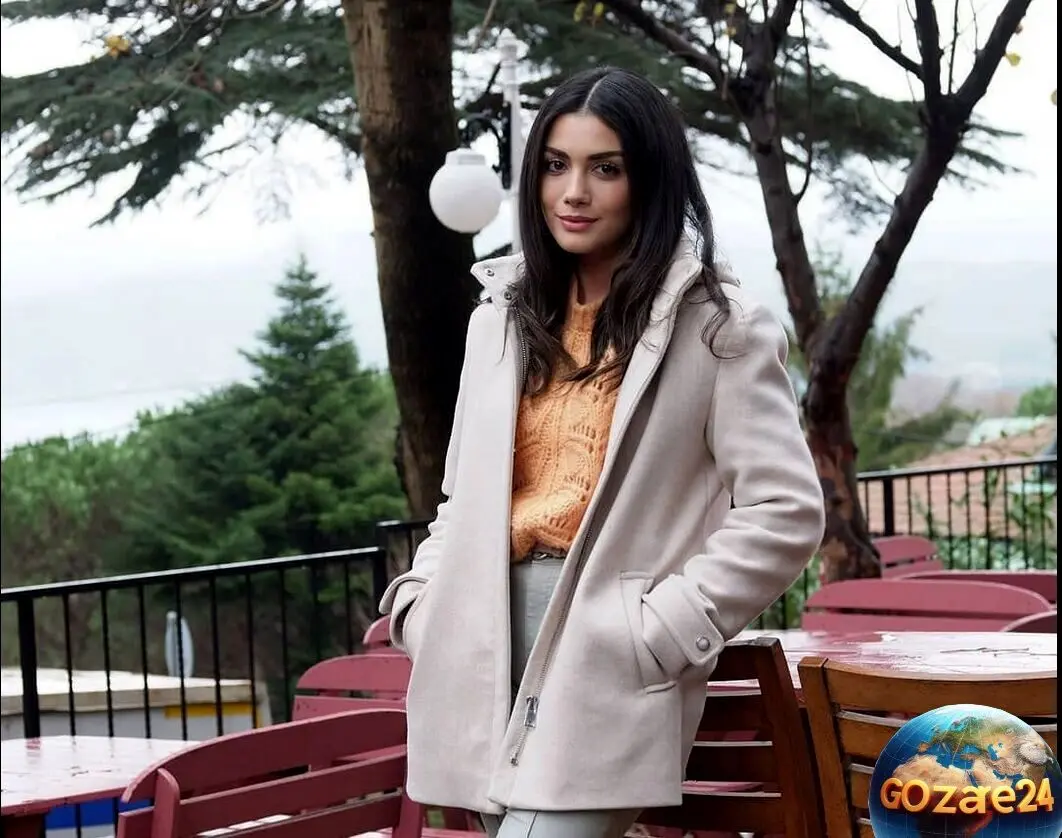 عکس جدید اوزگه یاگیز در هوای برفی با استایل بی‌نظیر بدون پالتو | گشت و گذار در هوای سرد