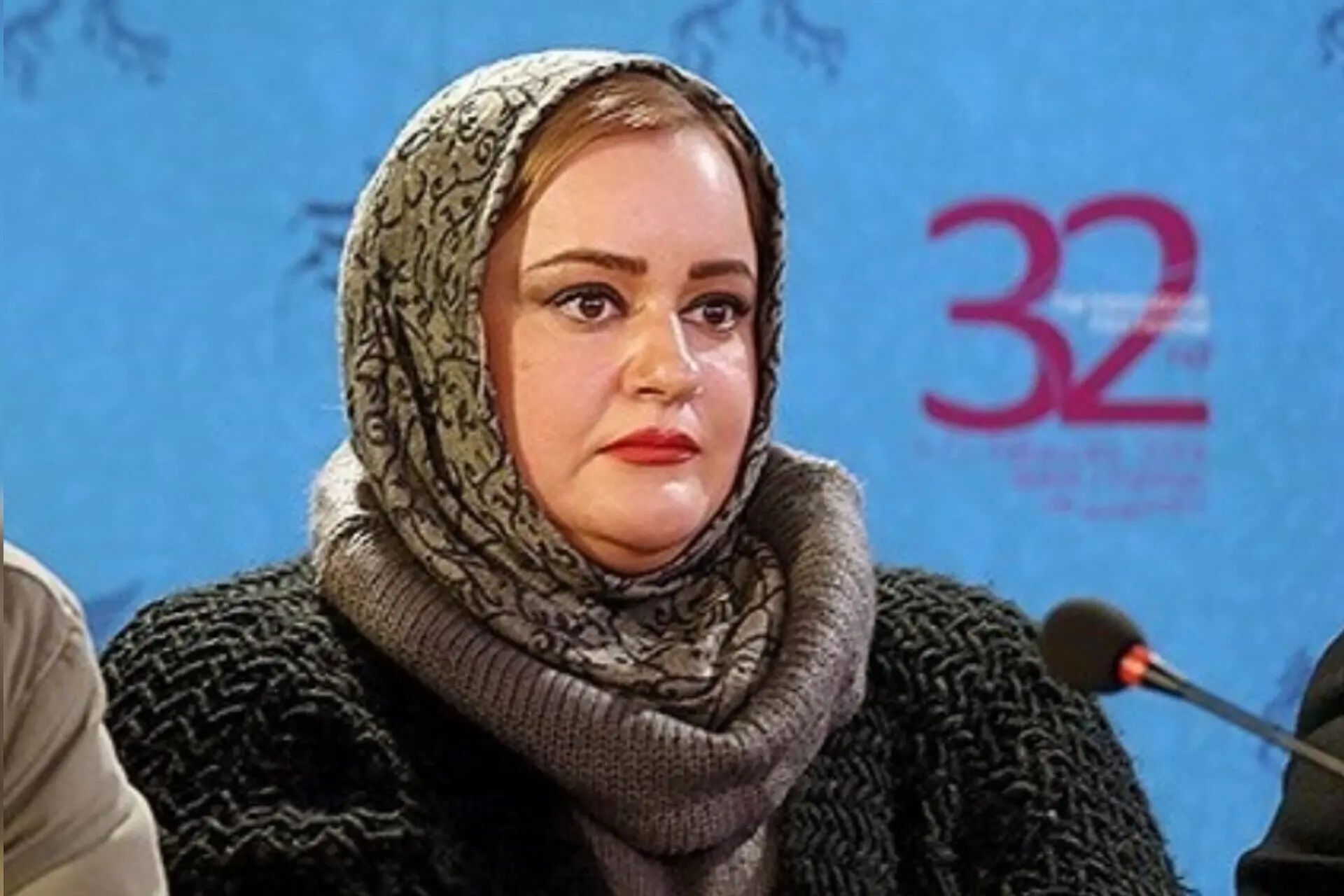 تصاویر جدید از استایل خاص و شاد نعیمه نظام‌دوست با مانتوی طرحدار آبی منتشر شد