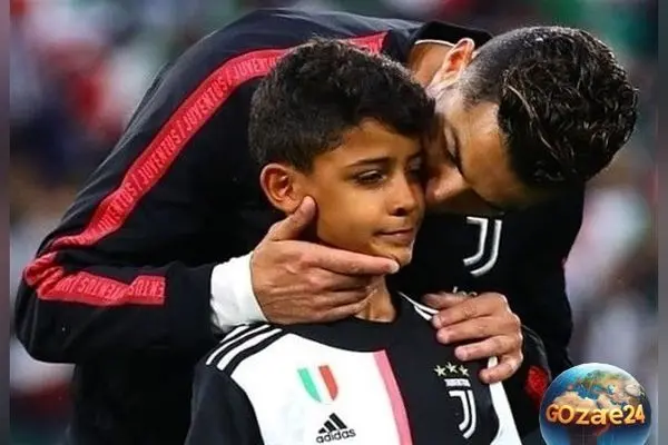 رونالدو: چرا برای پسرم آیفون نمی‌خرم و او با گوشی مادربزرگش تماس می‌گیرد؟| تربیت فرزند در دنیای فناوری