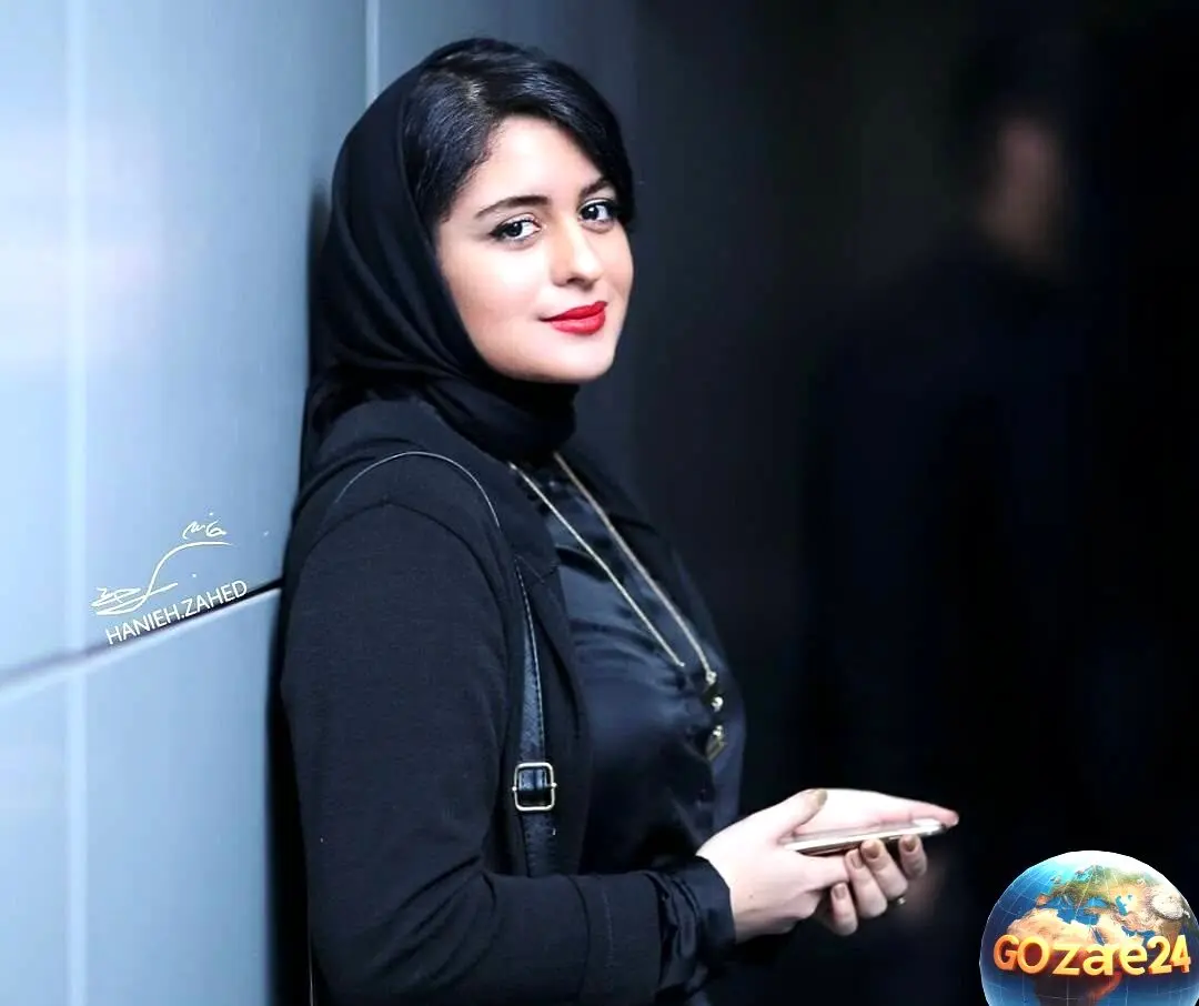 استایل منحصربفرد فاطیما بهارمست در عکاسی بهاری با عینک کلاسیک و طبیعت زیبا