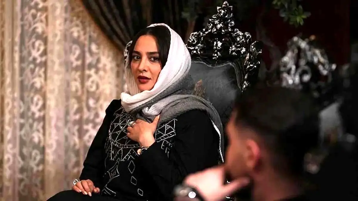 سفر هنری آناهیتا درگاهی به یزد؛ تصاویری دیدنی از زیبایی‌های شهر بادگیرها و خانه‌های خشتی