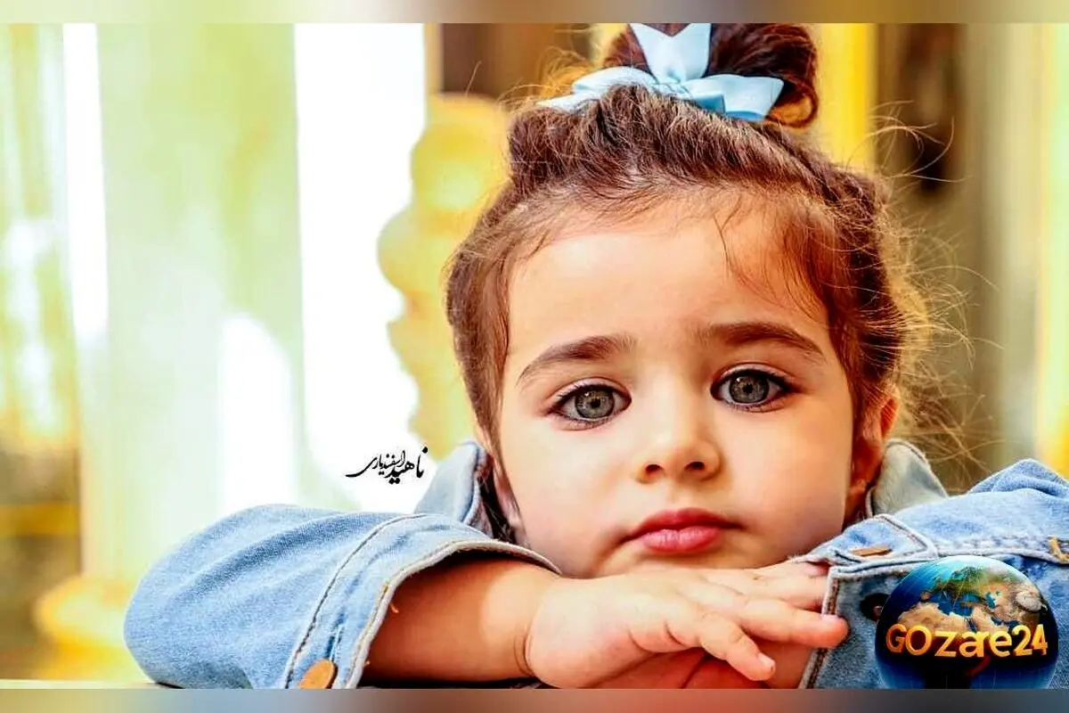ویدئو جذاب از بازی و بزن دوزک کردن هانا، نوه چشم‌رنگ محمود پاک نیت با بیگودی و دستمال توالت در فضای مجازی