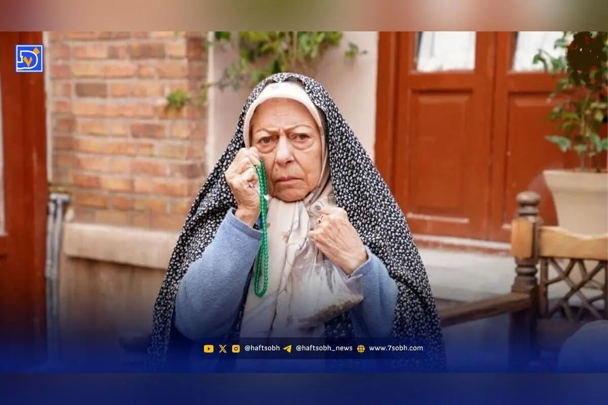 ثریا قاسمی در ۸۲ سالگی با تیپ رنگارنگ و شاد در کنار پسرش؛ تصویری متفاوت و دیدنی