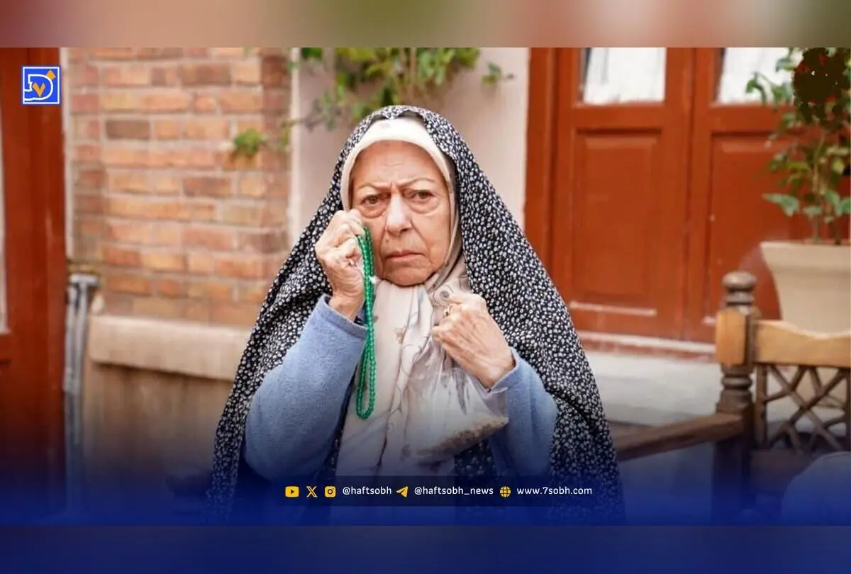 ثریا قاسمی در ۸۲ سالگی با تیپ رنگارنگ و شاد در کنار پسرش؛ تصویری متفاوت و دیدنی