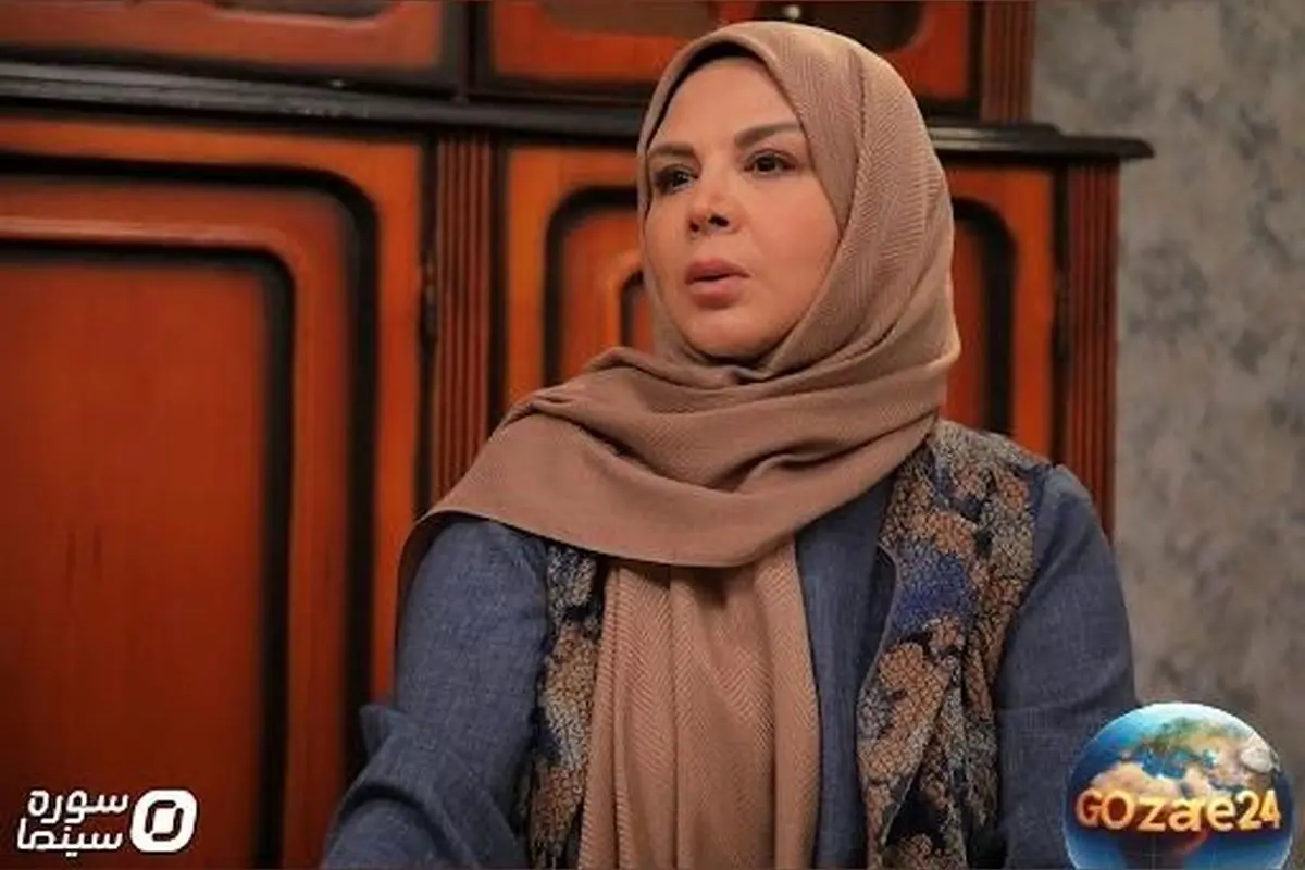 خانه دلنشین و خوش رنگ شهره سلطانی با مبلمان چستر طوسی و پیانو، نقد نگهداری حیوانات جنگلی در آپارتمان