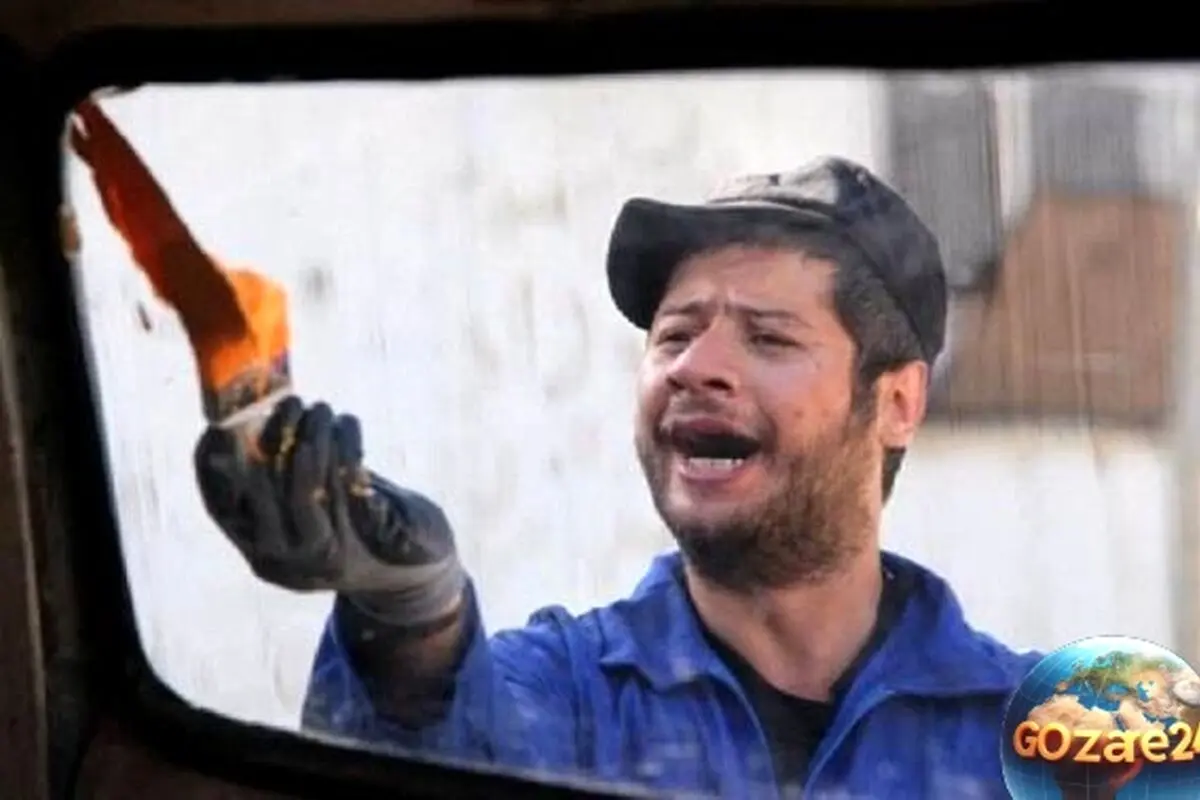 علی صادقی با ظاهر جدید و گوشواره و پیرسینگ ابرو: شوک به طرفداران در برنامه جوکر