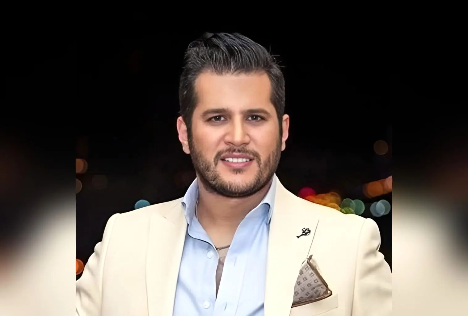 چیدمان میز پذیرایی منزل سیاوش خیرابی؛ کراش چند سال قبل و تصویری خانوادگی جدید
