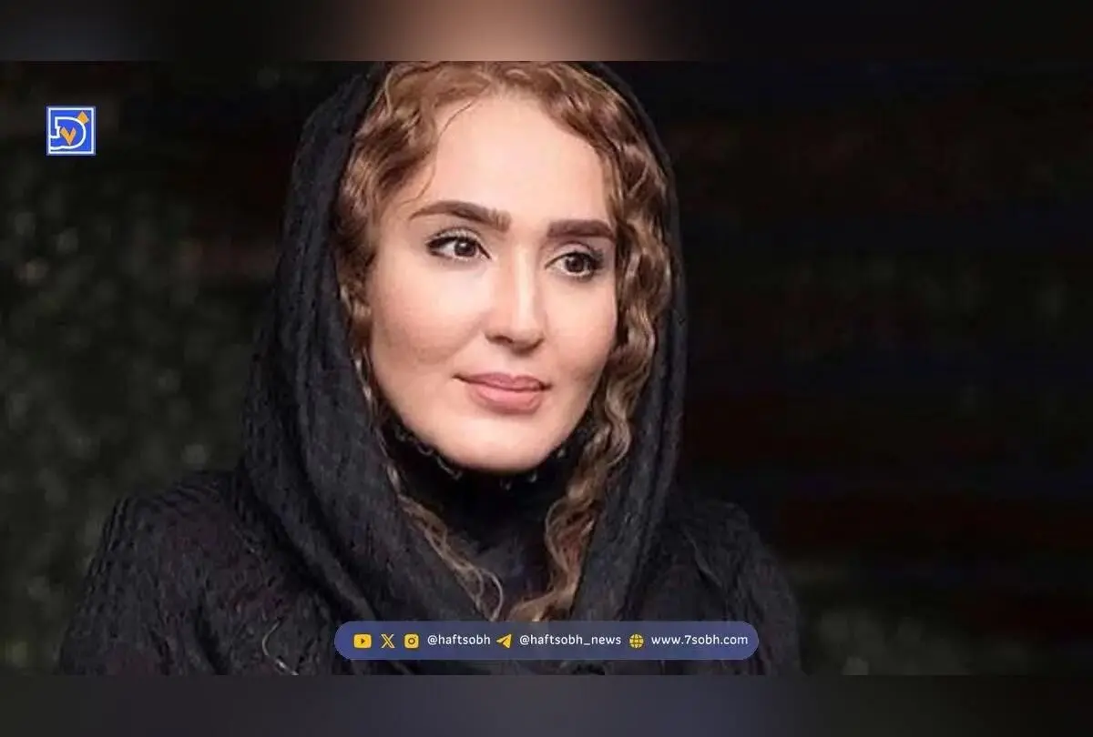 تصاویر و جزئیات مراسم عزای زهره فکورصبور با شمع، گل و قاب عکس در خانه پدری + بیوگرافی و دلایل خودکشی