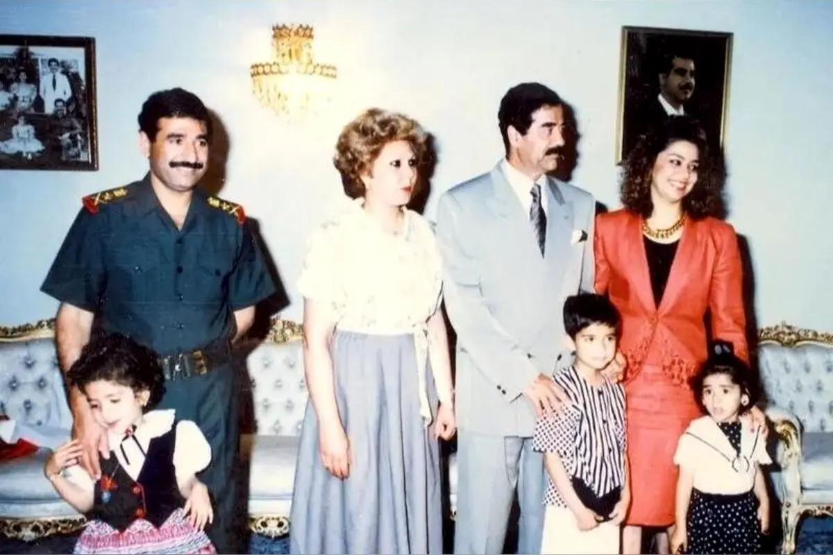 تصویر کم‌نظیر از خانه قدیمی صدام؛ مبلمان و فرش در حد خانه مادربزرگ و فضای داخلی پر از آشفتگی