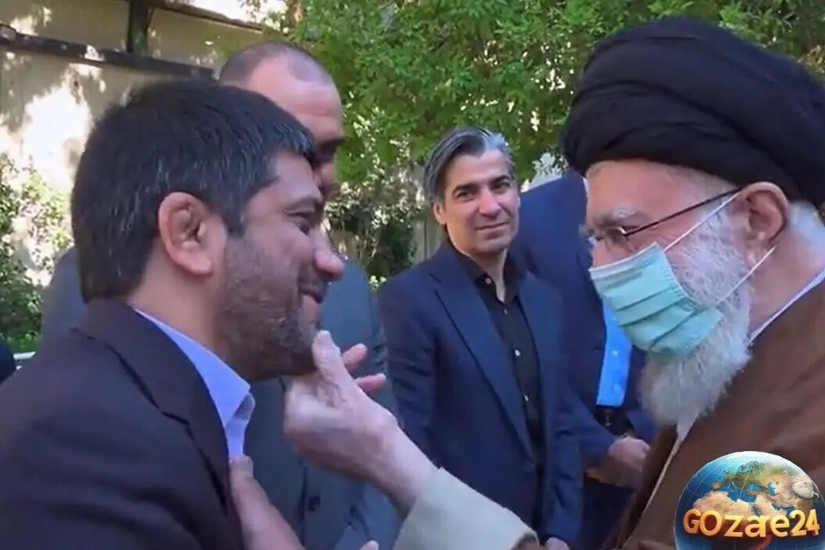 تصاویر نادر از چیدمان خاص و خلاقانه اتاق کار علیرضا دبیر با قاب‌های عکس رهبر معظم انقلاب و لحظه‌های دیدنی+عکس