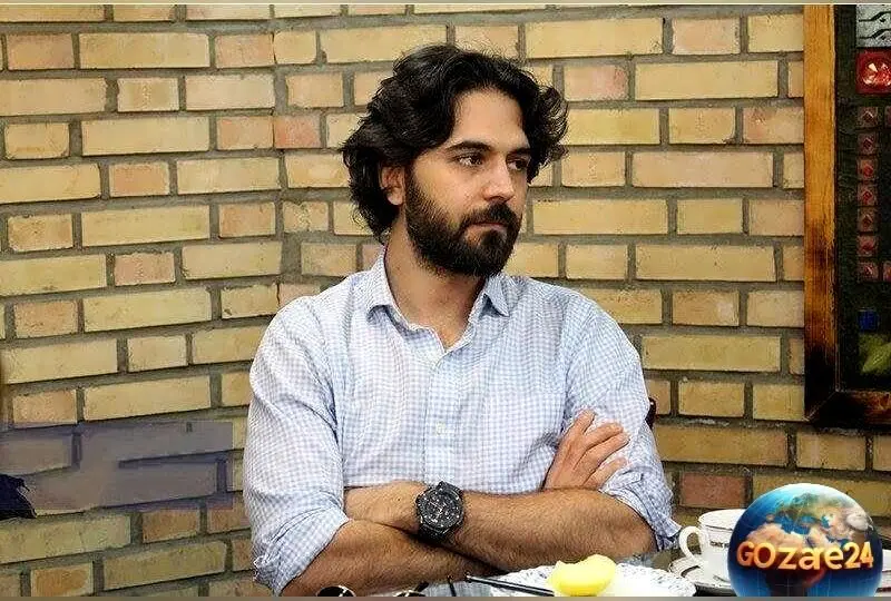 پاشا رستمی در نقش حامد عاشق‌پیشه در سریال لحظه گرگ و میش در حیاط خانه لوکس و آرامش‌بخش + عکس