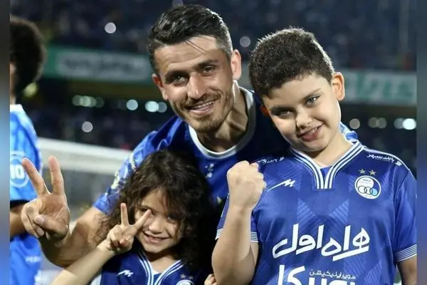 تصاویر جالب از خانواده و خانه لوکس وریا غفوری، کاپیتان سابق استقلال و ستاره محبوب فوتبال