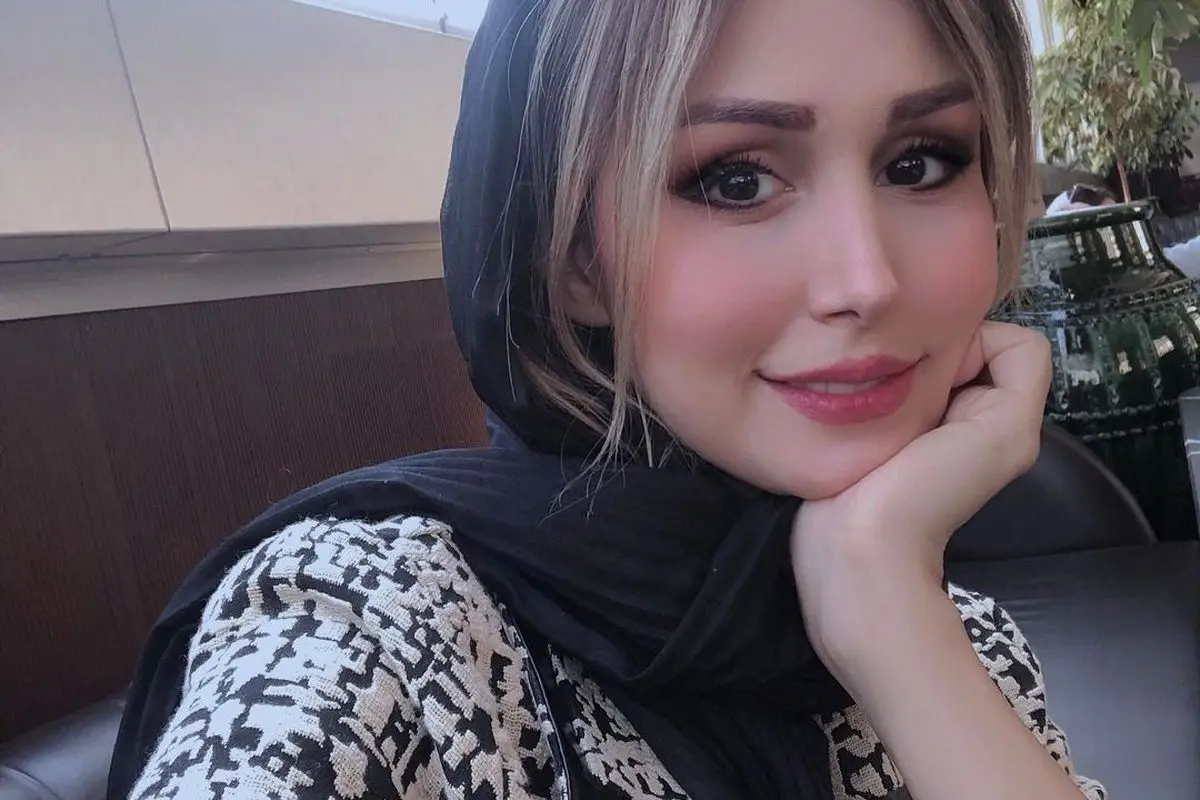 عکس کارتونی سپیده بزمی پور همسر شاهرخ استخری در اینستاگرام | بیوگرافی و زندگی شخصی