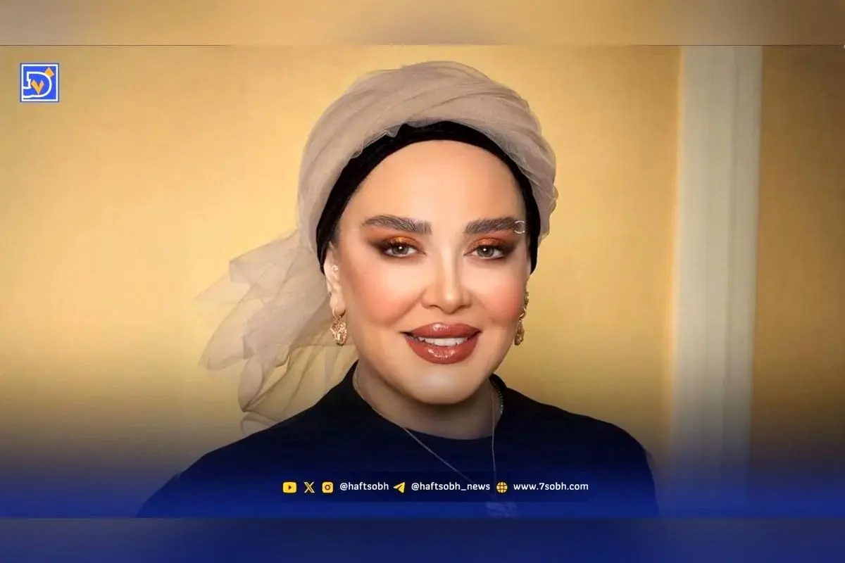 بهاره رهنما با استایل خاص و عجیب در رونمایی کتاب «دورهمی بانوان اول» خبرساز شد!