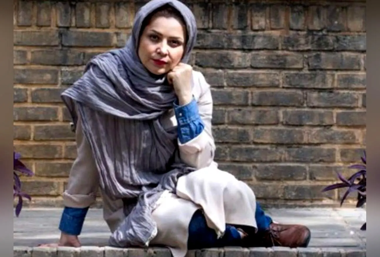 بیوگرافی کامل زهره سادات هاشمی مجری زن تاریخ‌ساز فوتبال و تلویزیون ایران | عکس‌های خصوصی و داستان‌های موفقیت