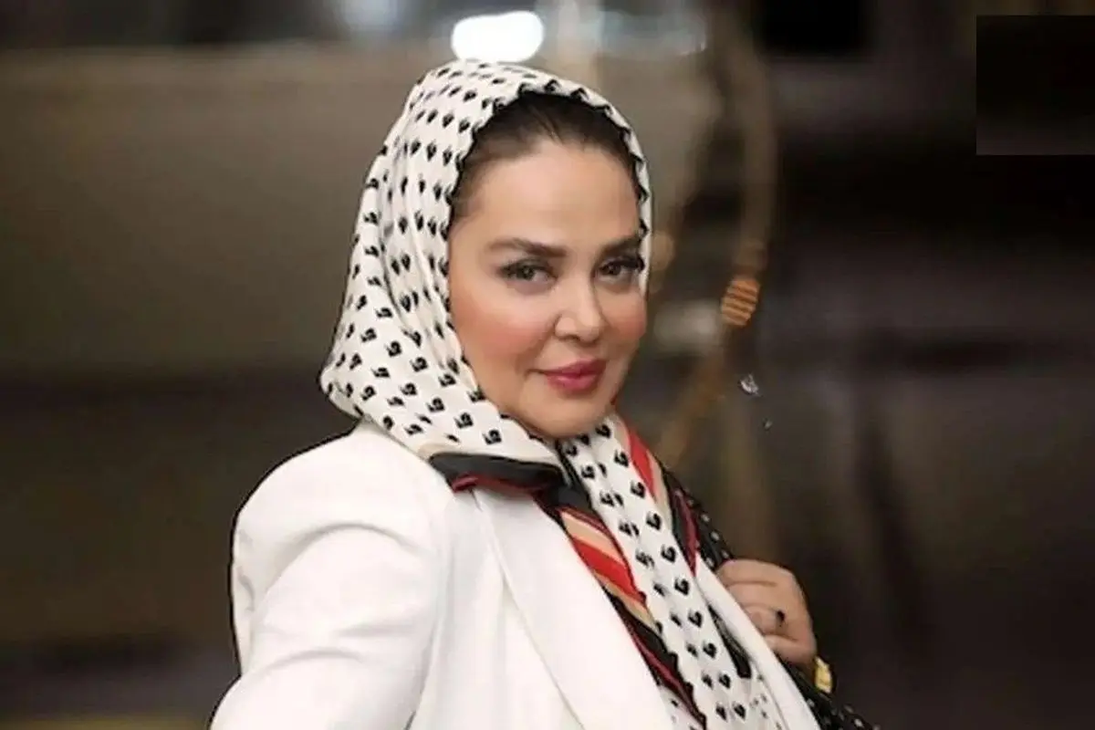 استایل پرنسسی بهاره رهنما با دامن قرمز و پیراهن کوتاه مشکی، ترند جدید فضای مجازی