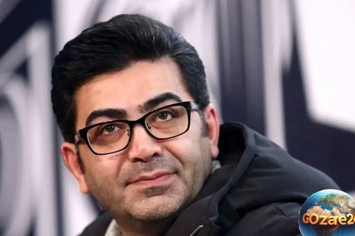 عکس غم‌انگیز فرزاد حسنی در مراسم تشییع مادرش؛ اشک‌های ناتمام و یادبودی بی‌پایان
