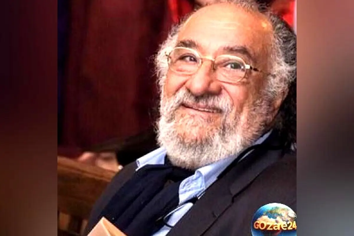 یاد و خاطره داریوش ارجمند در بزرگداشت سردار دل‌ها؛ بوسه احساسی بر تصویر حاج قاسم و دل‌تنگی یک پیشکسوت هنر